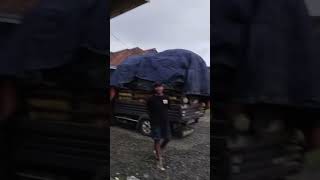 Pentingnya Solidaritas Dijalan Boss Jadi Jangan Marah Marah Aja Klok Telat  Tetep Butuh Kawan