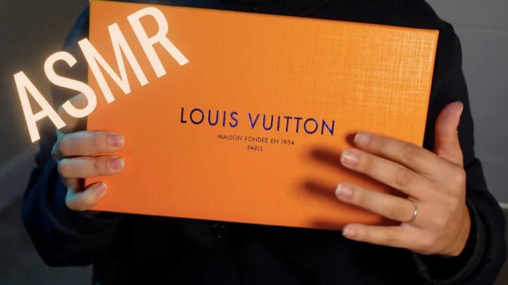 ASMR! (UNBOXING) Louis vuitton bag! 👜 Tapping And Scratching