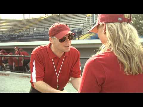 A League of Their Own — tráiler