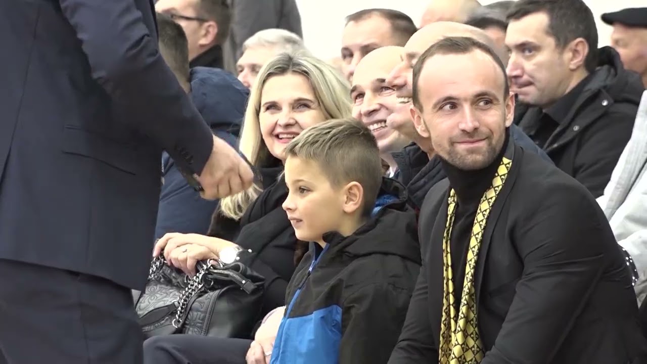 Tešanjska hronika 940: Svečano otvorena Sportska dvorana u Jelahu