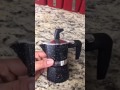 شرح طريقه استخدام صانعه القهوه الايطاليه ال moka pot- espresso maker