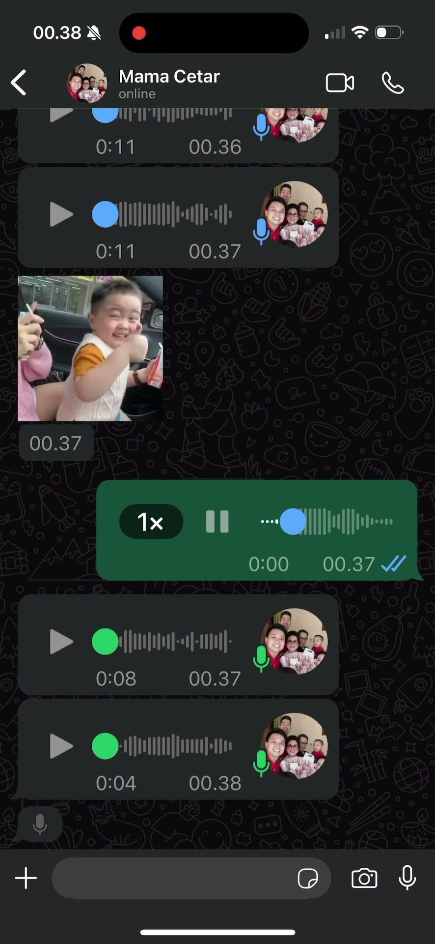 ndak mama, papa, ciciku, adekku semua lempar2an angpau kalo ultah.. gak kreatif??
