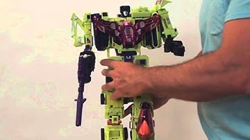 Transfomers SDCC Combiner Wars Devastator