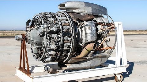 Big Old CURTISS WRIGHT AIRCRAFT ENGINES Cold Straing Up and Sound 3