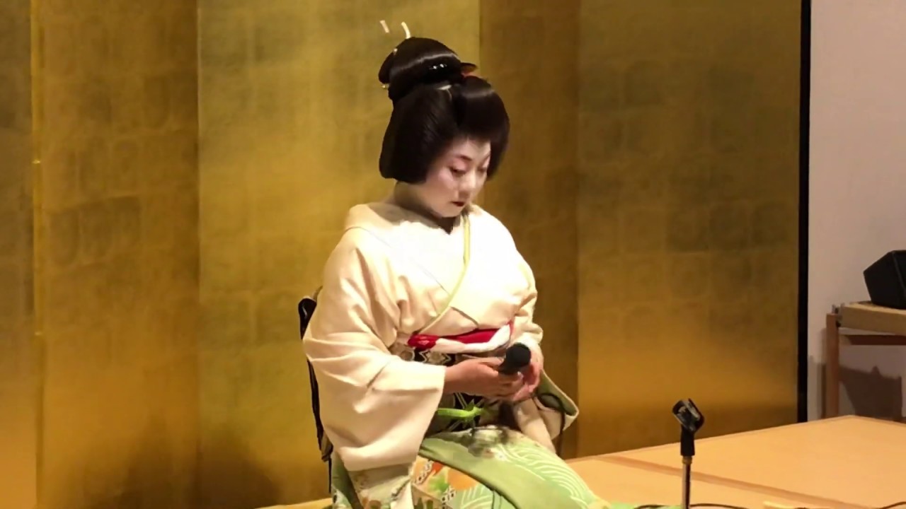 祇園花街 舞妓（Maiko）から芸妓（Geiko）になるには 2019 - YouTube