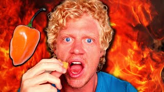 EATING A HABANERO PEPPER (SUPER STRONG!!)