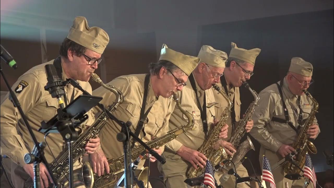 Philippe Crestée big band - American Patrol 1942 Glenn Miller Army Air Force band Philippe Crestée big band - American Patrol 1942 Glenn Miller Army Air Force band
