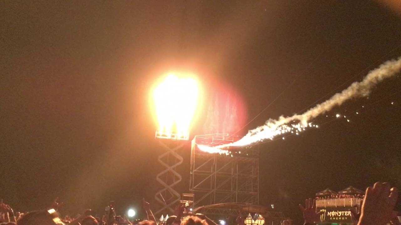 Rammstein - Du Hast fireworks - YouTube