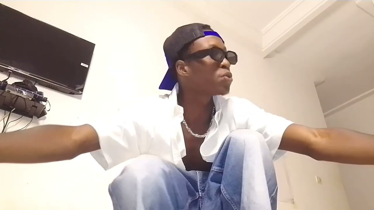 DRILLER ,  DEVANT LES GENS 