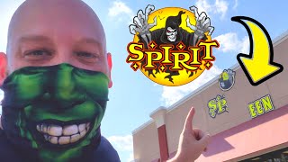SPIRIT HALLOWEEN 2020 in the path of HURRICANE DELTA ! Lafayette Louisiana