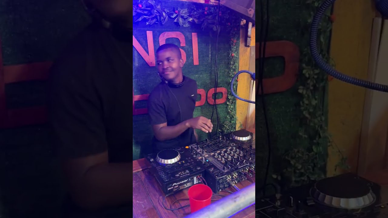 Sorry i had a problem with usb mine the cdjz was not reading my usb  