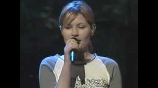 Dido - All you want (live acoustic concert 2000) part. 1 of 6.