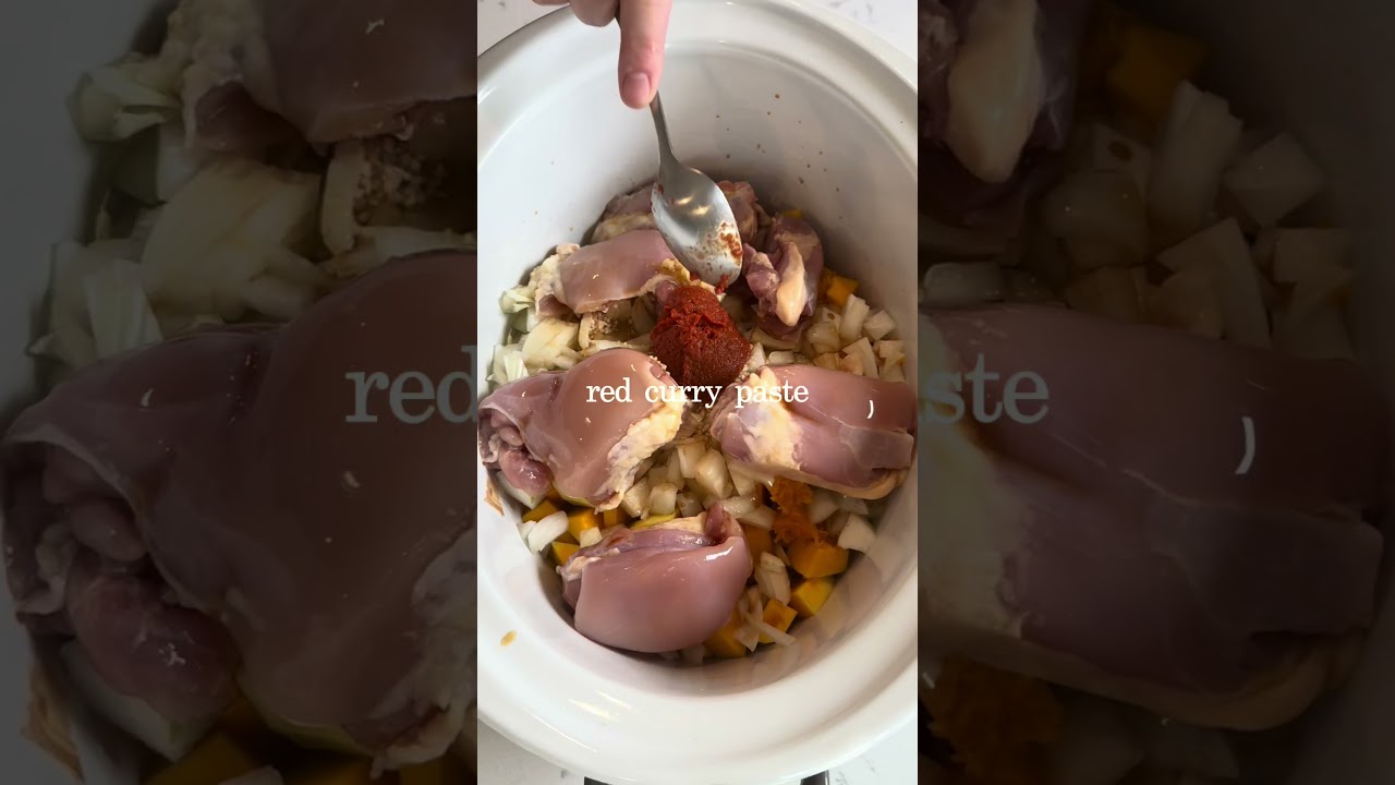 Dump & Go Crockpot Thai Chicken Curry! 🍜