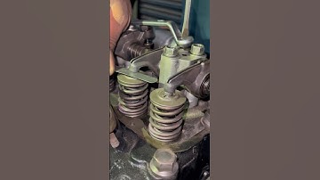 Adjusting Valve Clearance’ Head Valve Tappet Adjustment, #shortsfeed #mechanic #skills