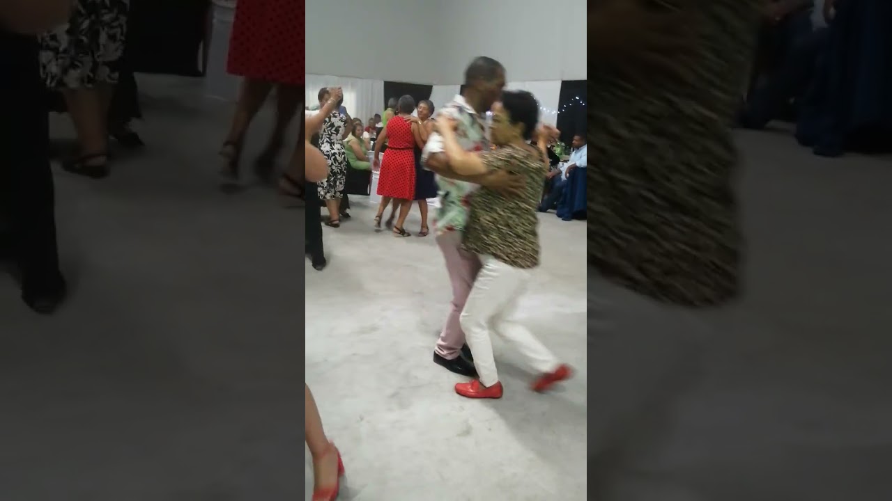 #newstringsdanceband feat. Robby Smith [lead guitaris of BOBBY HENDRICKS SOUND]