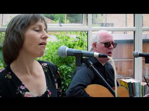 Clive Gregson & Liz Simcock: "Right"