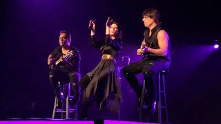 LAURA PAUSINI “Benvenuto” Live Acoustic Medley (2018) New York City @ Radio City Music Hall