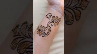 Simple Beautiful Mehandi Designs
