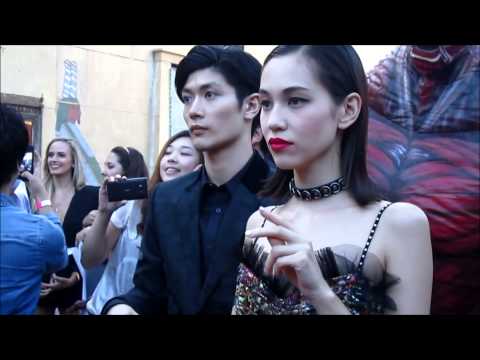 FANCAM: Kiko Mizuhara and Haruma Miura at the Attack On Titan World Premiere in Hollywood