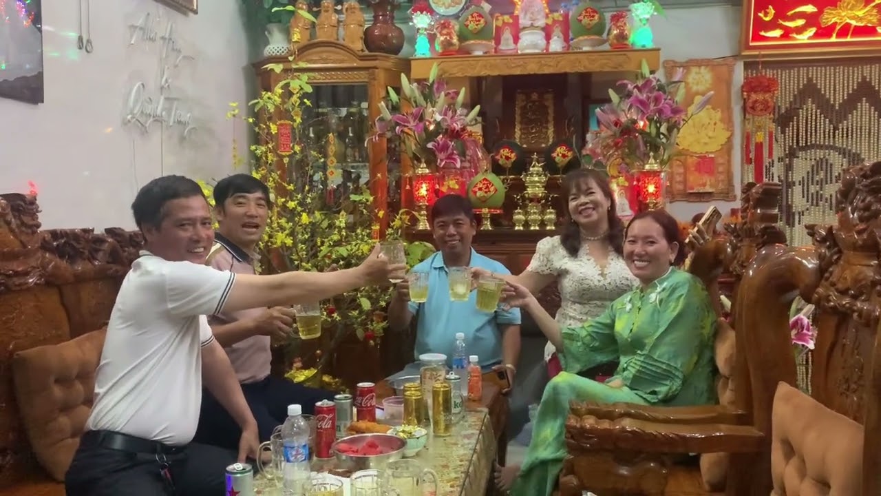 Xuân 2026 🦄 Mùng 6 Tết xóm nhỏ nhà em.