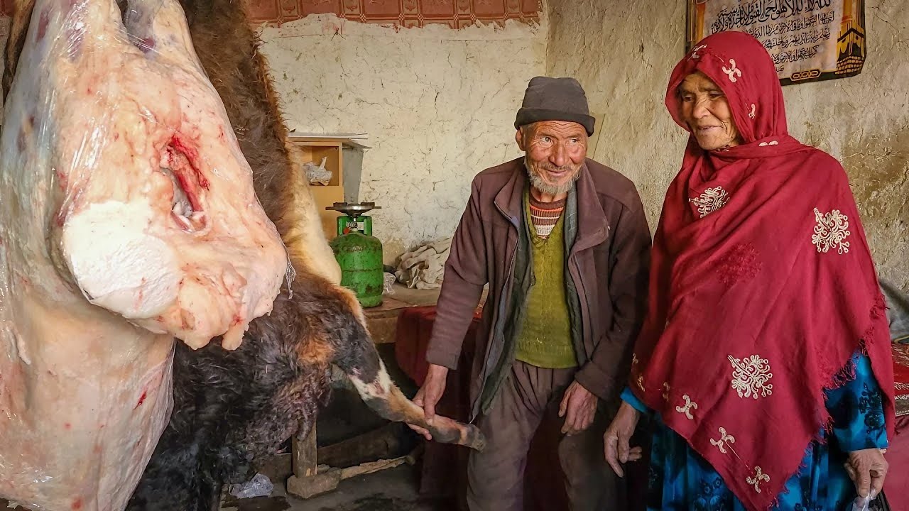 Shopping with Old Lovers: Village Pro Recipe in a Cave | Village life Afghanistan