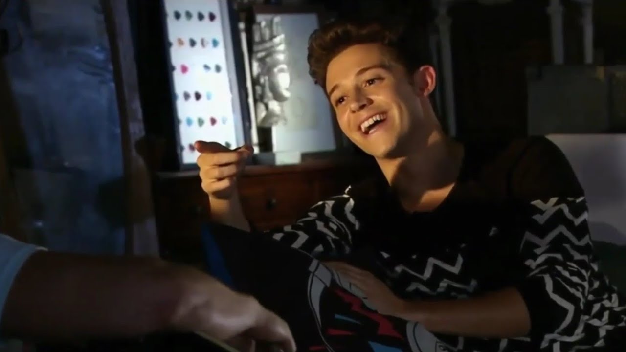 Soy Luna 3 | Simon en Matteo praten over Luna en Amber (ep.55) (NDL)