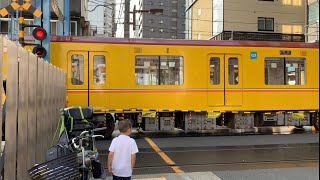 地下鉄って踏切がある？銀座線地上踏切　上野　ガンガン踏切　鉄道ファン　子供大人気