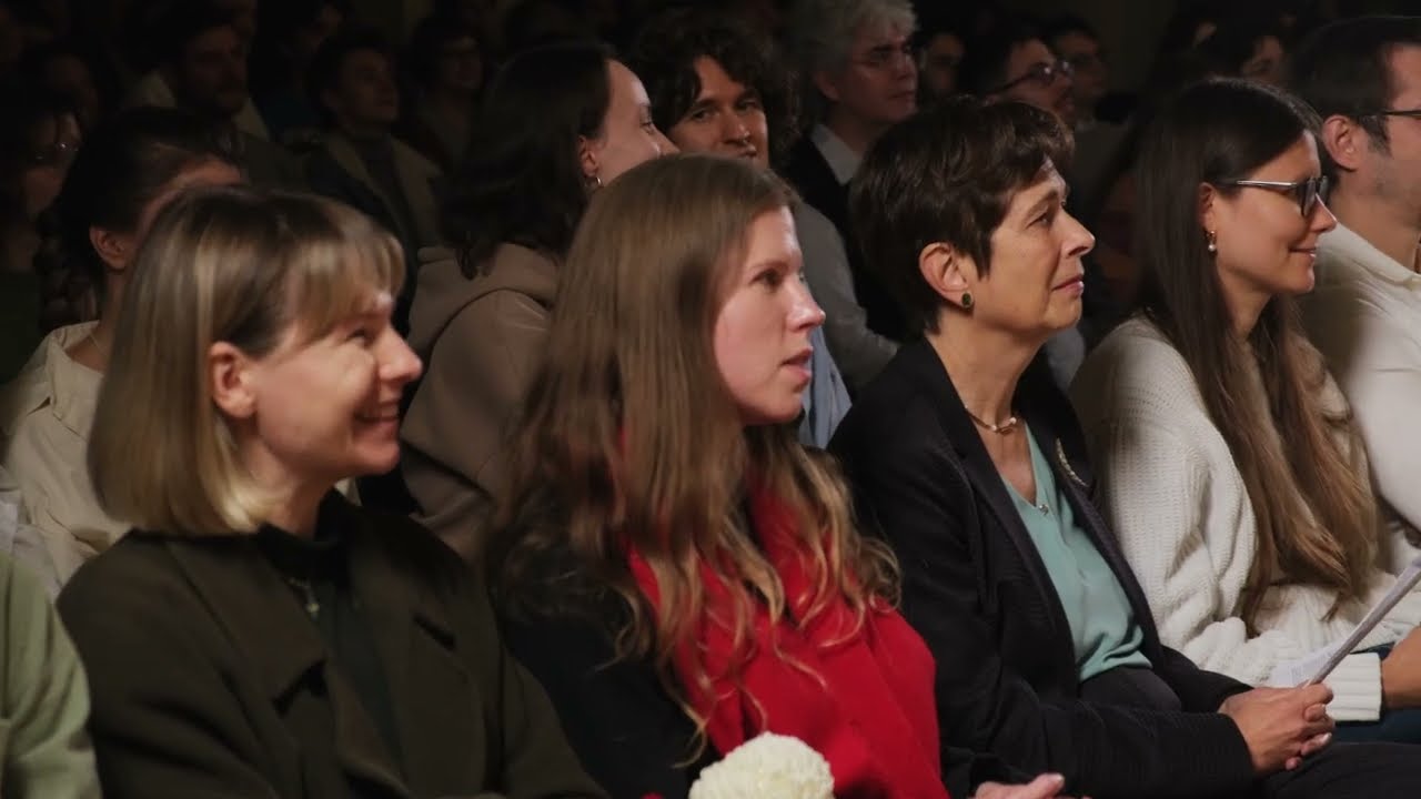 Bossa nova — an interactive piece with audience participation.