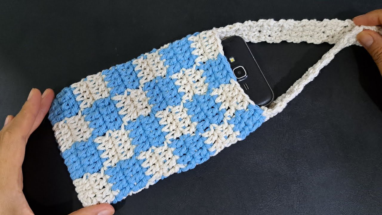 DIY Crochet Phone Bag Tutorial | Crochet Checkered Sling Bag Tutorial | Beginner friendly!