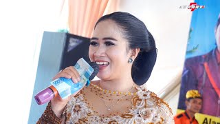 GUBUG ASMORO bablas PODANG KUNING | VOC. YATI HAPSARI | CAMPURSARI SATU JIWA