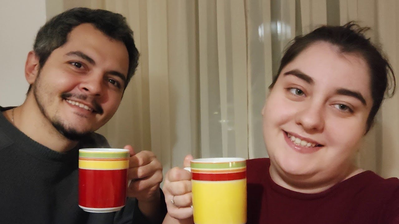 #6 Vlogmas – Duminică în Familie: Gătim Dulce și Bem Vin Fiert