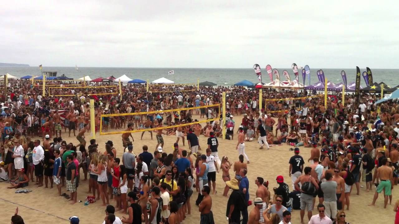 Charlie Saikley 6-Man Beach Volleyball Manhattan Beach 2011 - YouTube