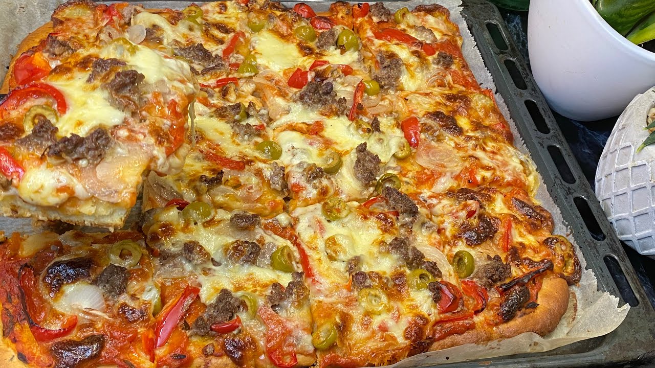 بلا ماديري يدك في عجين بيتزا سائلة بدون اختمار توجد تم تم بعجينة سريعة و خفيفة ولذيذة😋Pizza Rapide