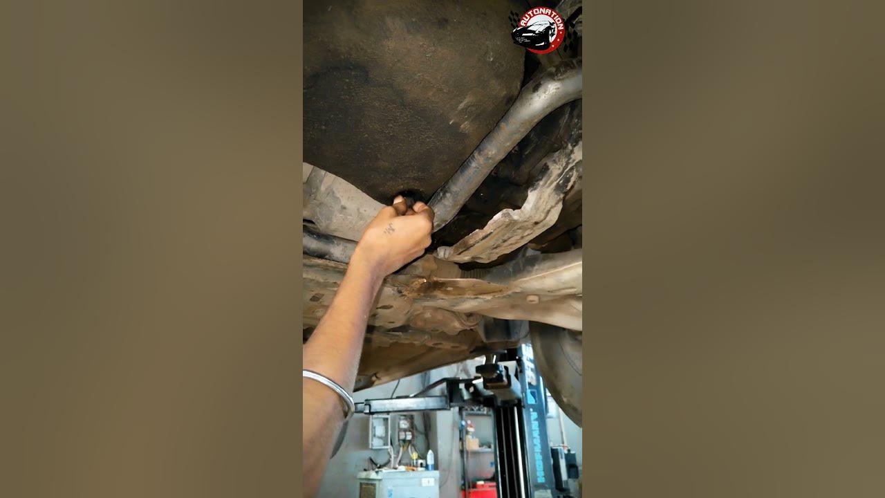 RANGE ROVER EVOQUE OIL CHANGE PROCESS 🔥🔥🔥🔥#youtubeshorts #viral #shorts