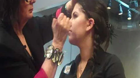 Face Contouring by Debra Dietrich
