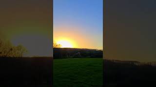 Gün Biter Gülüşün Kalır Bende