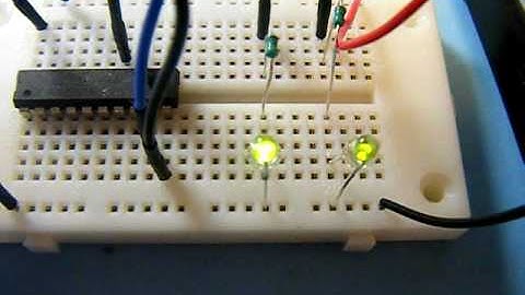 AVR ATtiny2313 Phase Correct PWM Mode