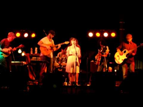 Fools In The Rain - Bron-Y-Aur Stomp - Niles Bluegrass Festival