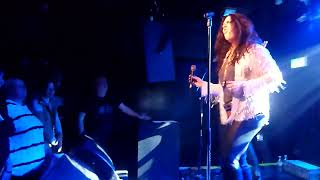 Sari Schorr 'Peace Of Mind' 27.4.24 Written By Robin Trower