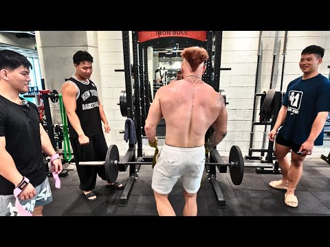 يوم بناء القوة المجنون لقد دمرواني