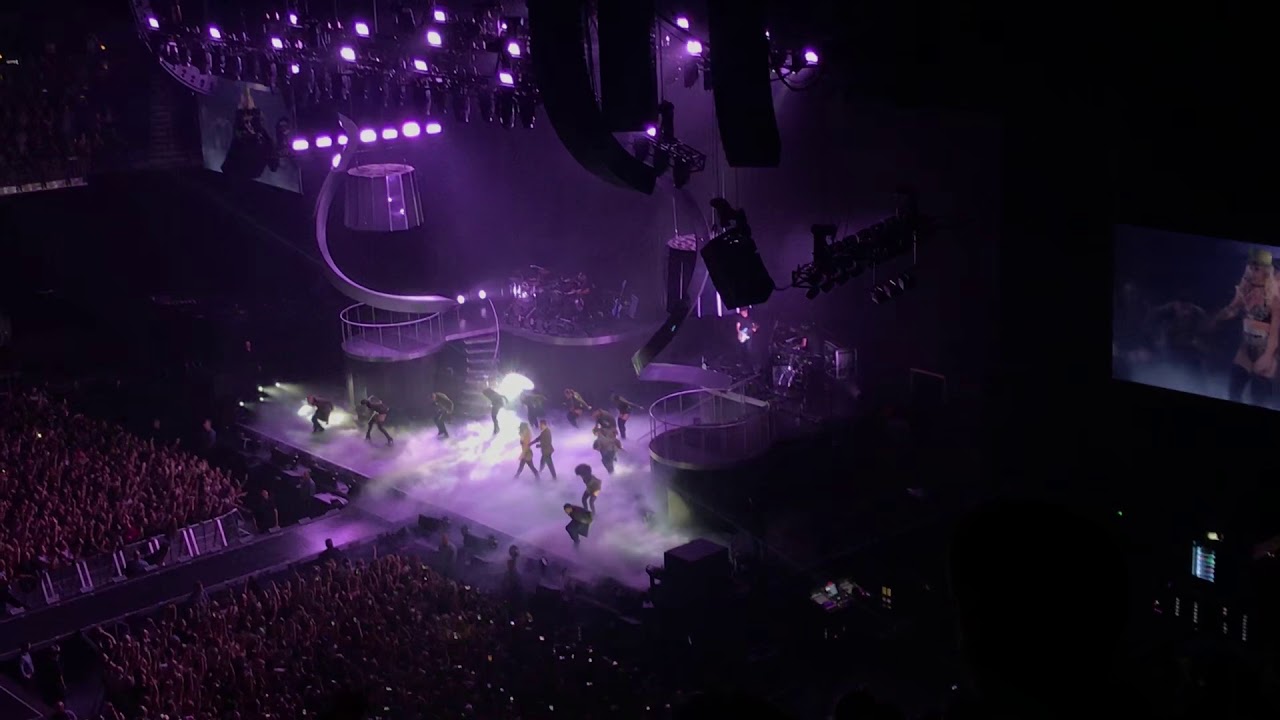 Britney Spears - Berlin - Opening / Work Bitch