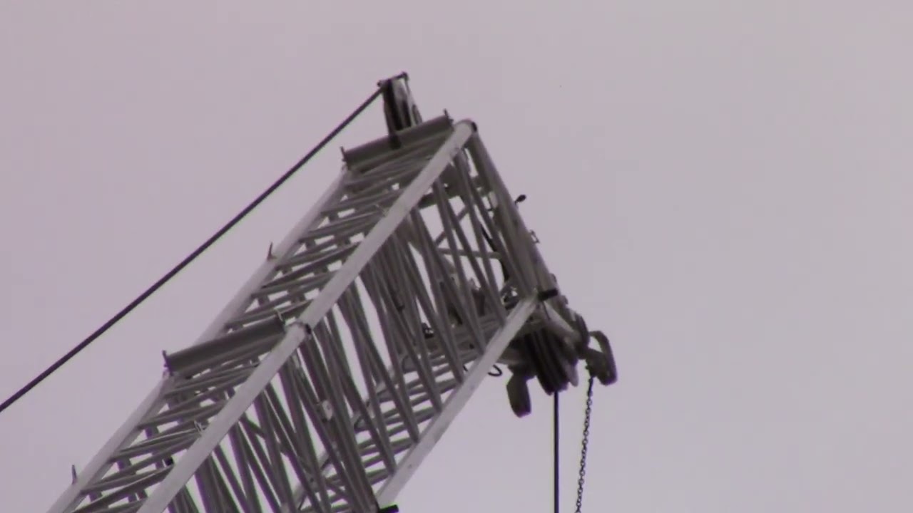 2021 LIEBHERR LTM 1250-5.1, RKM CRANE No. 275, Victoria, B.C., Canada, December 2, 2025