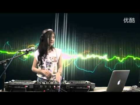 索女 DJ