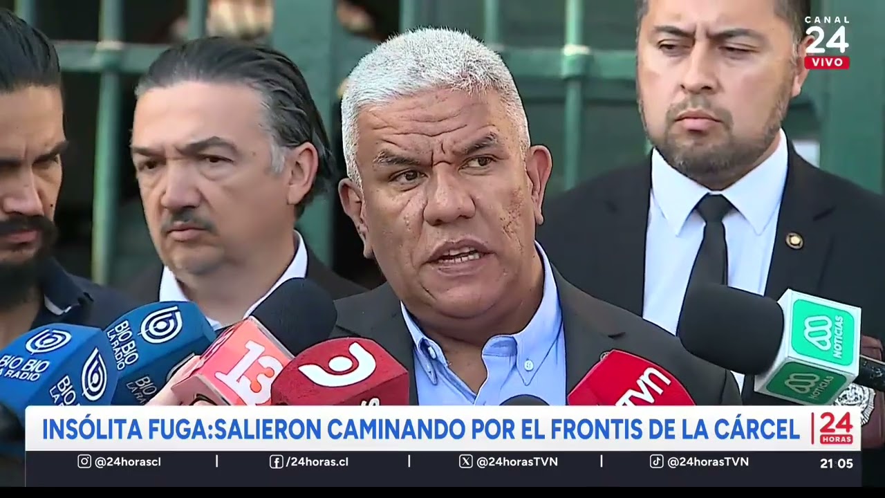 Insólita fuga: por la puerta ancha y vestidos de gendarmes