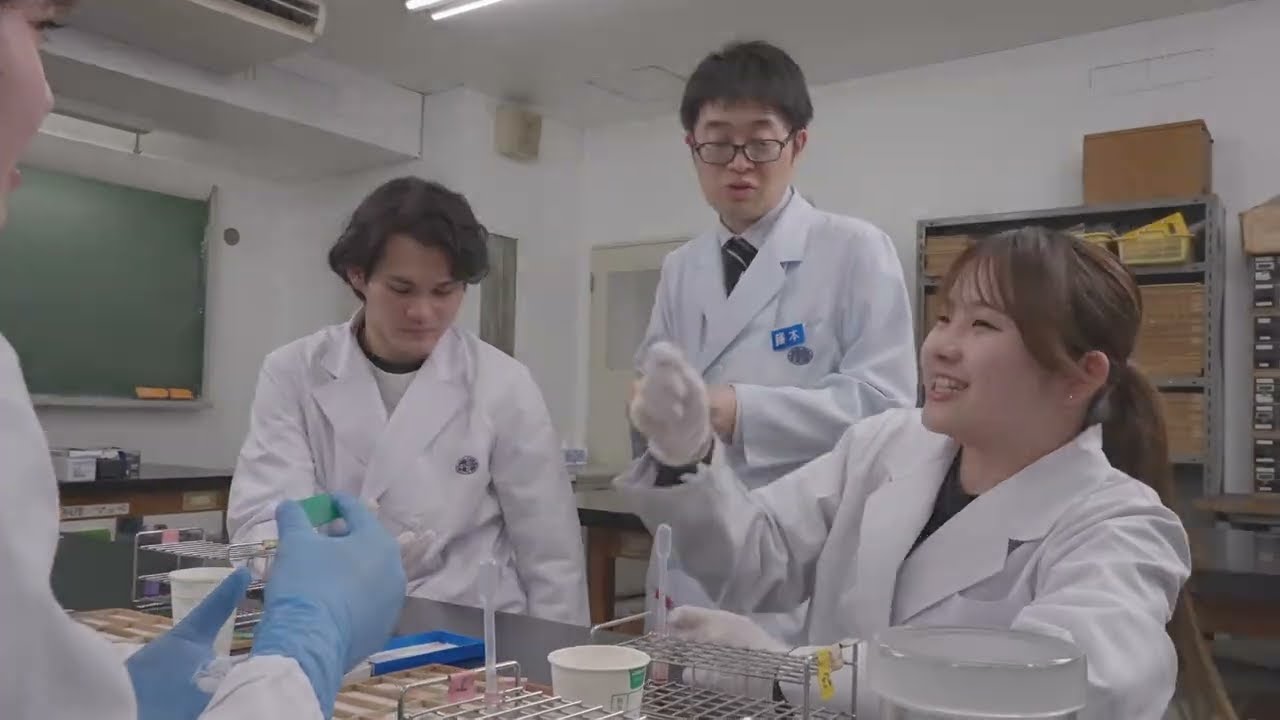 臨床検査技師科【実習の様子】 - YouTube