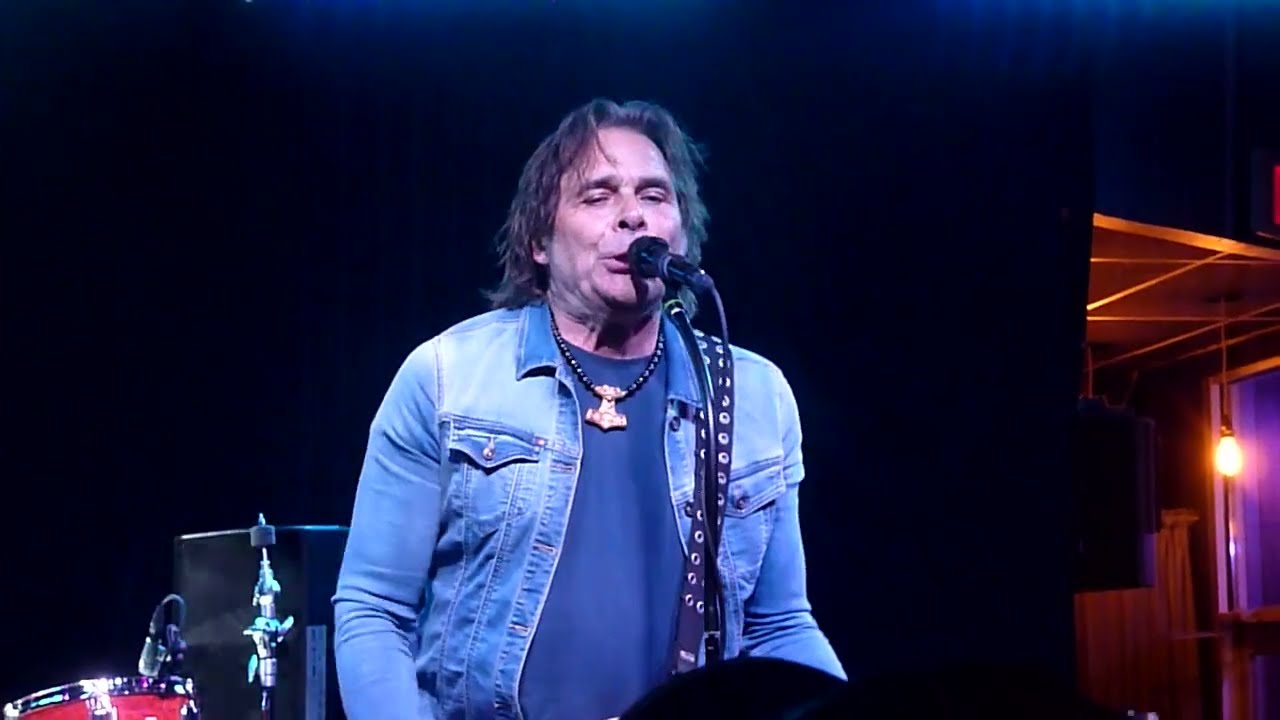 Mike Tramp (White Lion) - Broken Heart - Debonair Music Hall - Teaneck NJ - 5-4-2023