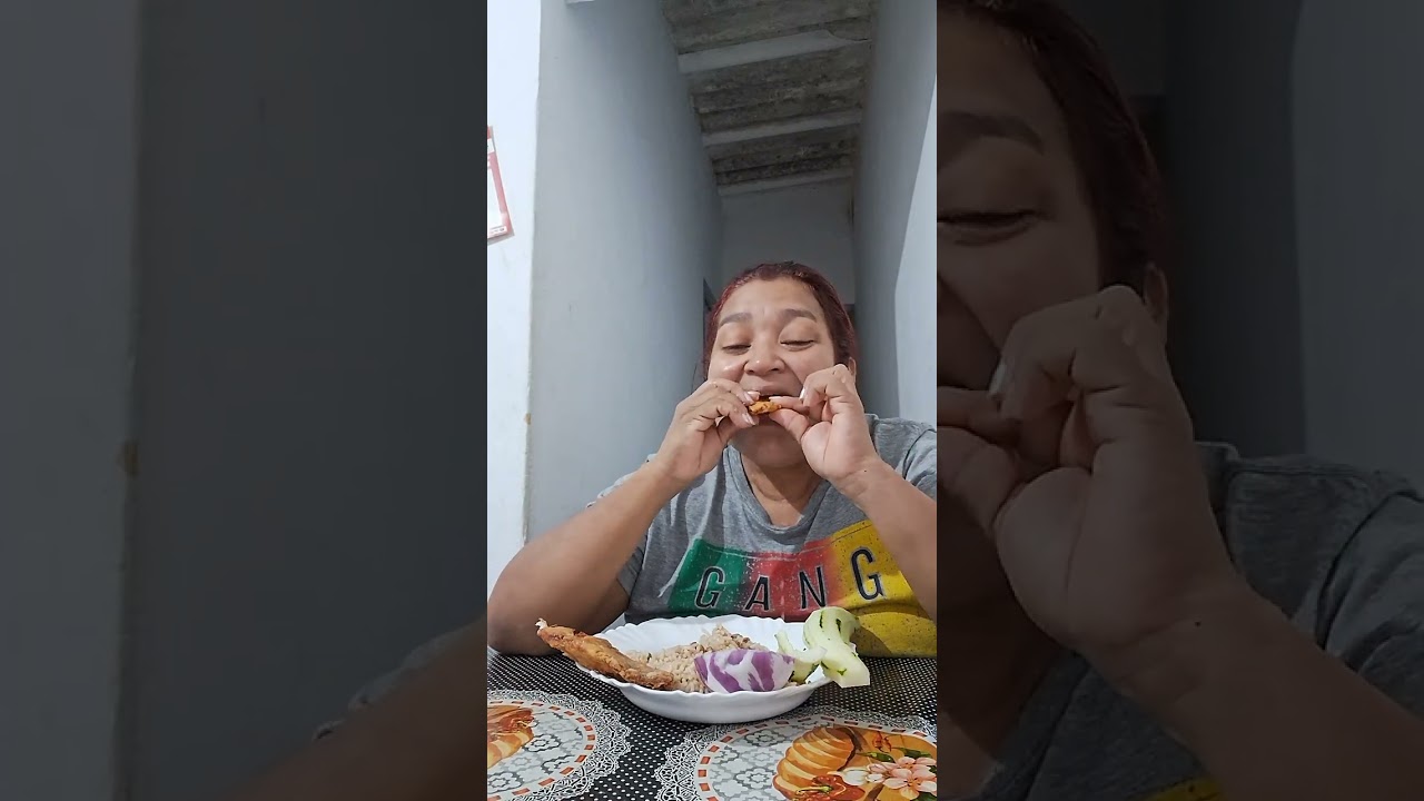 Oi gente vamos jantar cheguei do trabalho fiz um feijão com arroz e um peixe frito delicioso#😋