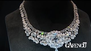 Chopard displayed its ‘queen of the kalahari’ jewellery collection
in hong kong recently. showcases 23 absolutely pure diamonds including
5 we...