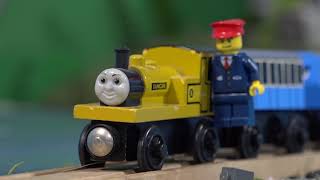 Duncan Stops at the Castle - Thomas and Friends Wooden Remake