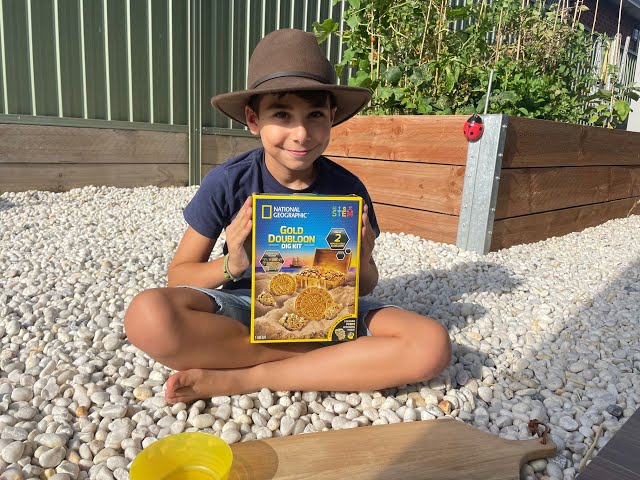 National Geographic - Gold Doubloon Dig Kit on Vimeo